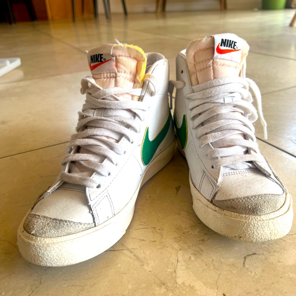 Nike Blazers Green Swoosh W6.5